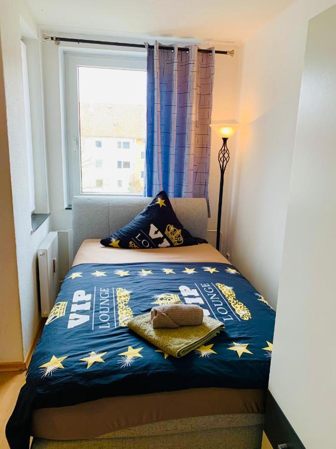 Big And Beautiful Apartment Hannover Bagian luar foto